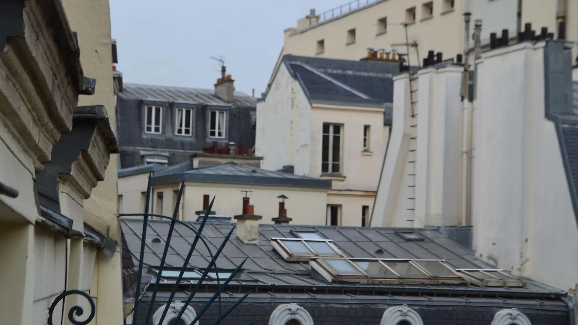 Queen Mary Opera Paris Hotel