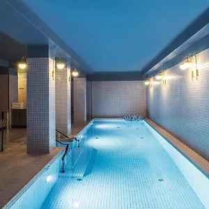 4* فندق دو روند-بوينت دي تشامبس إليسيس