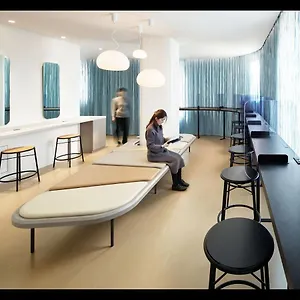 Kapsül Otel 9h Nine Ningyocho **