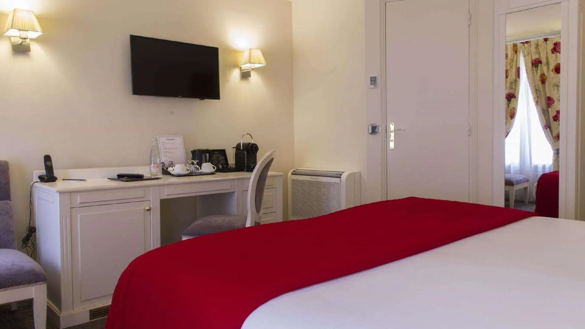 Hotel Queen Mary Opera Paris