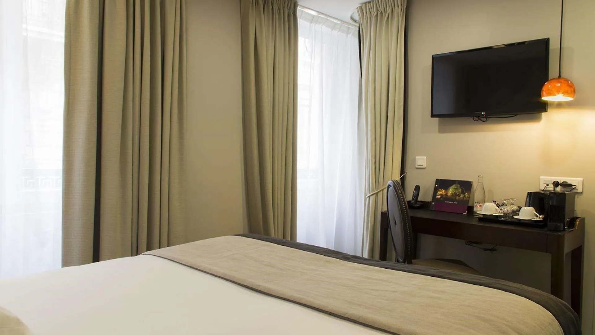 **** Hotel Queen Mary Opera Paris França