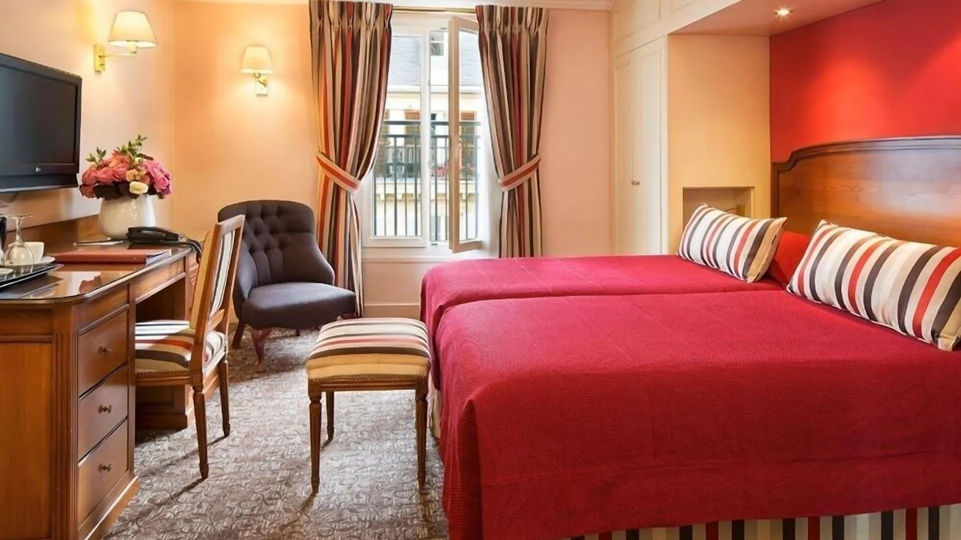 Hotel Queen Mary Opera Paris