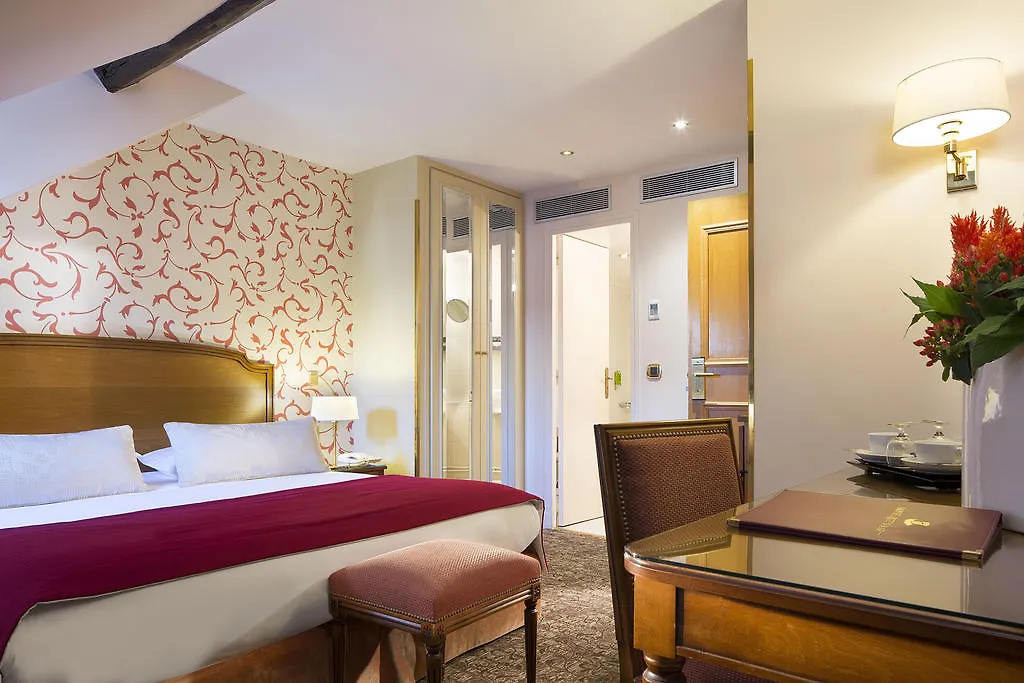 Queen Mary Opera Paris Hotel