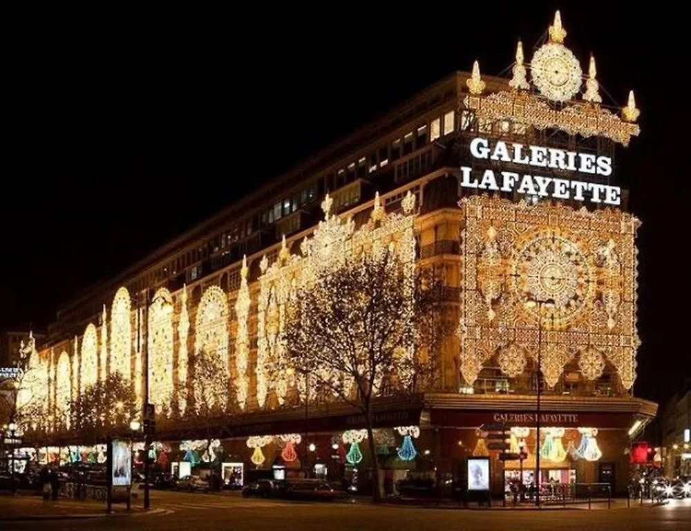 Queen Mary Opera Paris